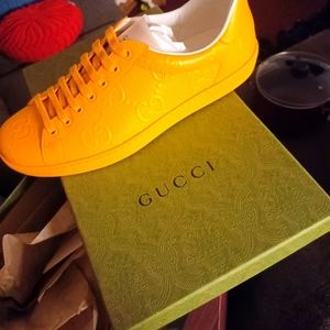 Gucci shoes